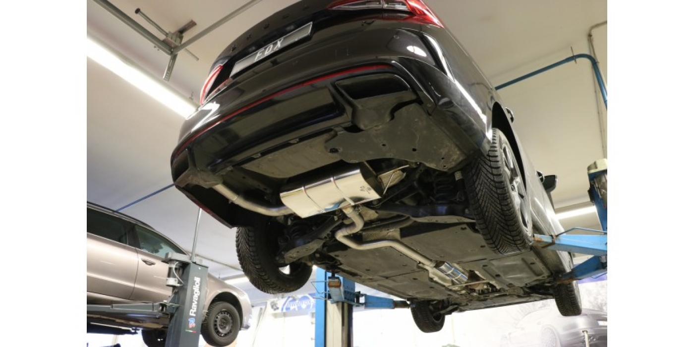 Octavia 4 RS iV Endschalldämpfer - Austritt im linken originalen Endrohr